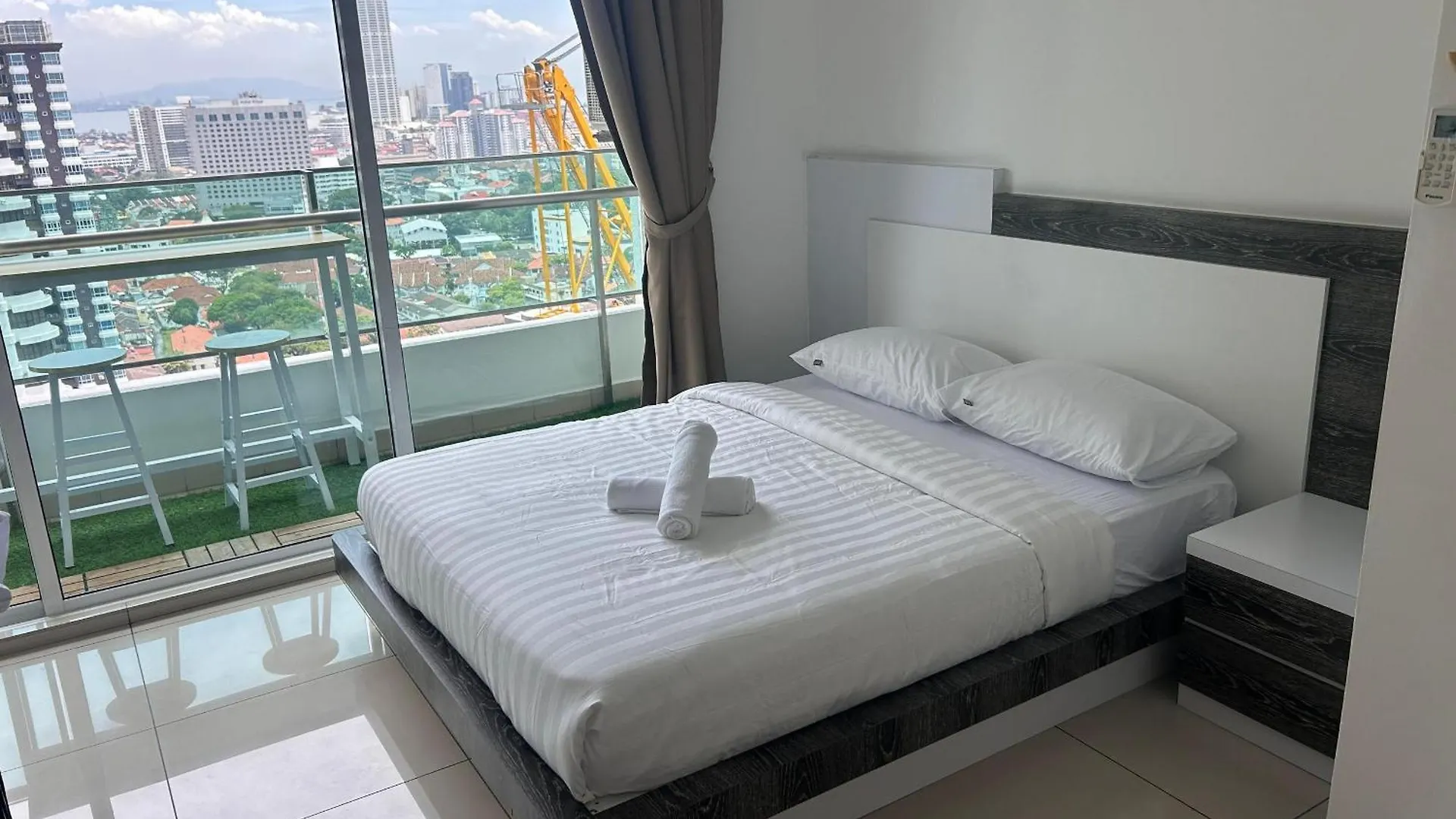 City View & Sea View Mansion One Gleneagles Gurney Komtar George Town By Cozy Cottage Haven